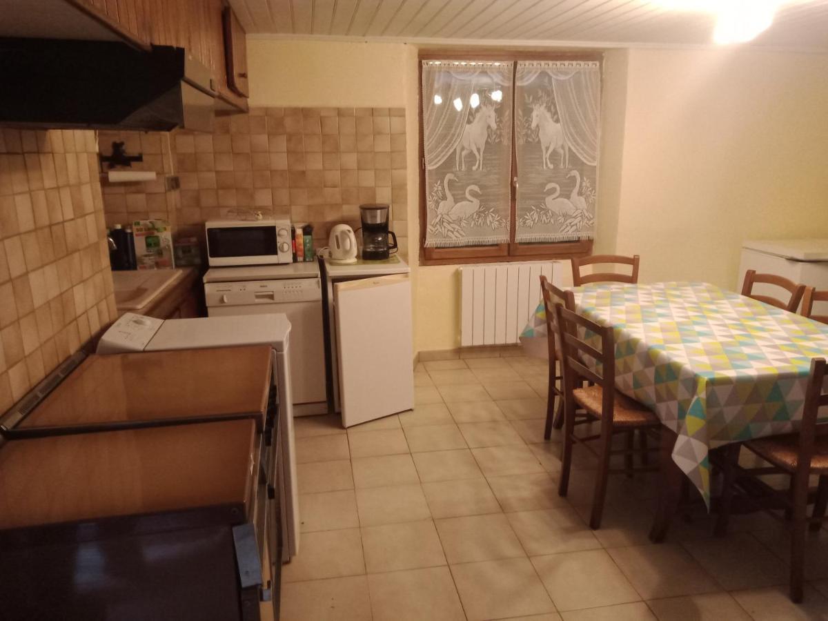 Maison Avec Jardin Entre Cordes/Ciel Et Monesties Salles  Zewnętrze zdjęcie